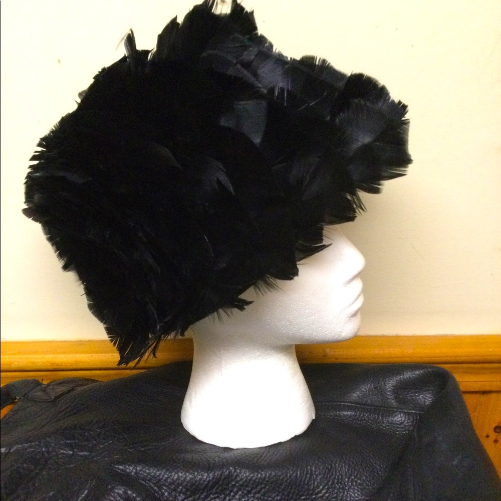 VINTAGE Black Feathered Structured Bucket Hat Lightweight woven base Narrow brim - Picture 4 of 9
